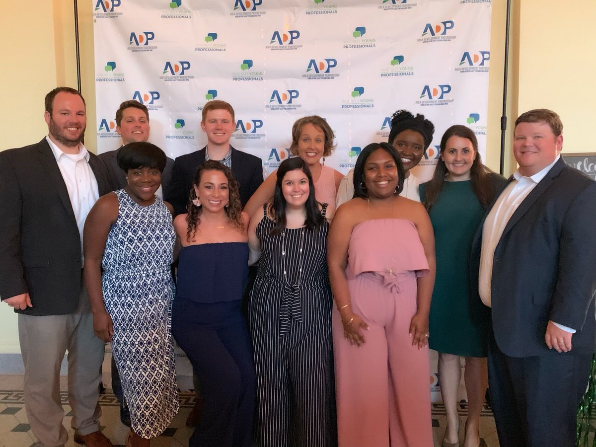 BayLeeSLong's tweet photo. Here are some of the best people in Hattiesburg y’all! #YPAwards #PBYP
•
•
#PBYP #PineBeltYoungProfessionals #PBYPboard #LeadershipPinebelt18 #Hattiesburg @ADPHattiesburg @PineBeltYoPros https://t.co/idsw9KlOyq