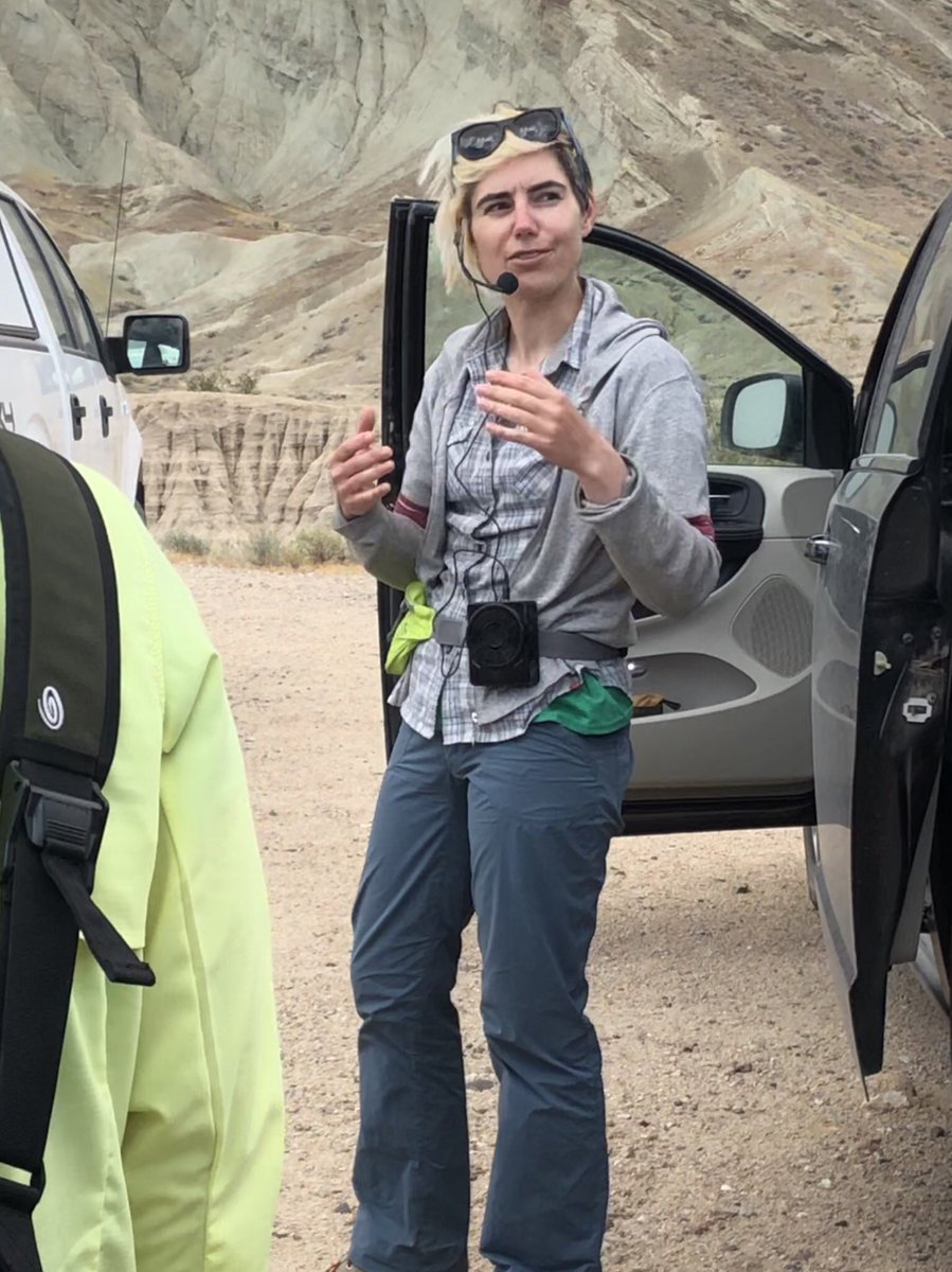 NARLEErodents's tweet photo. Katie toured us through the Barstow Formation in Owl Canyon. https://t.co/NDpOiIMml1