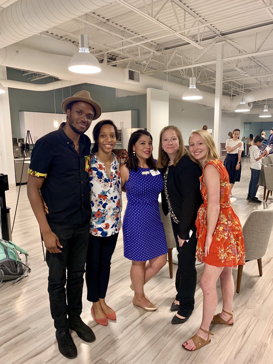 kcden3's tweet photo. Collective power building at its finest ✊🏻✊🏾✊🏿 alongside @MoonshotEV w/ Empower Community High School, Aurora Community School #DEI #thisisEdEquity #colorado #720 https://t.co/W2uby4h8RG