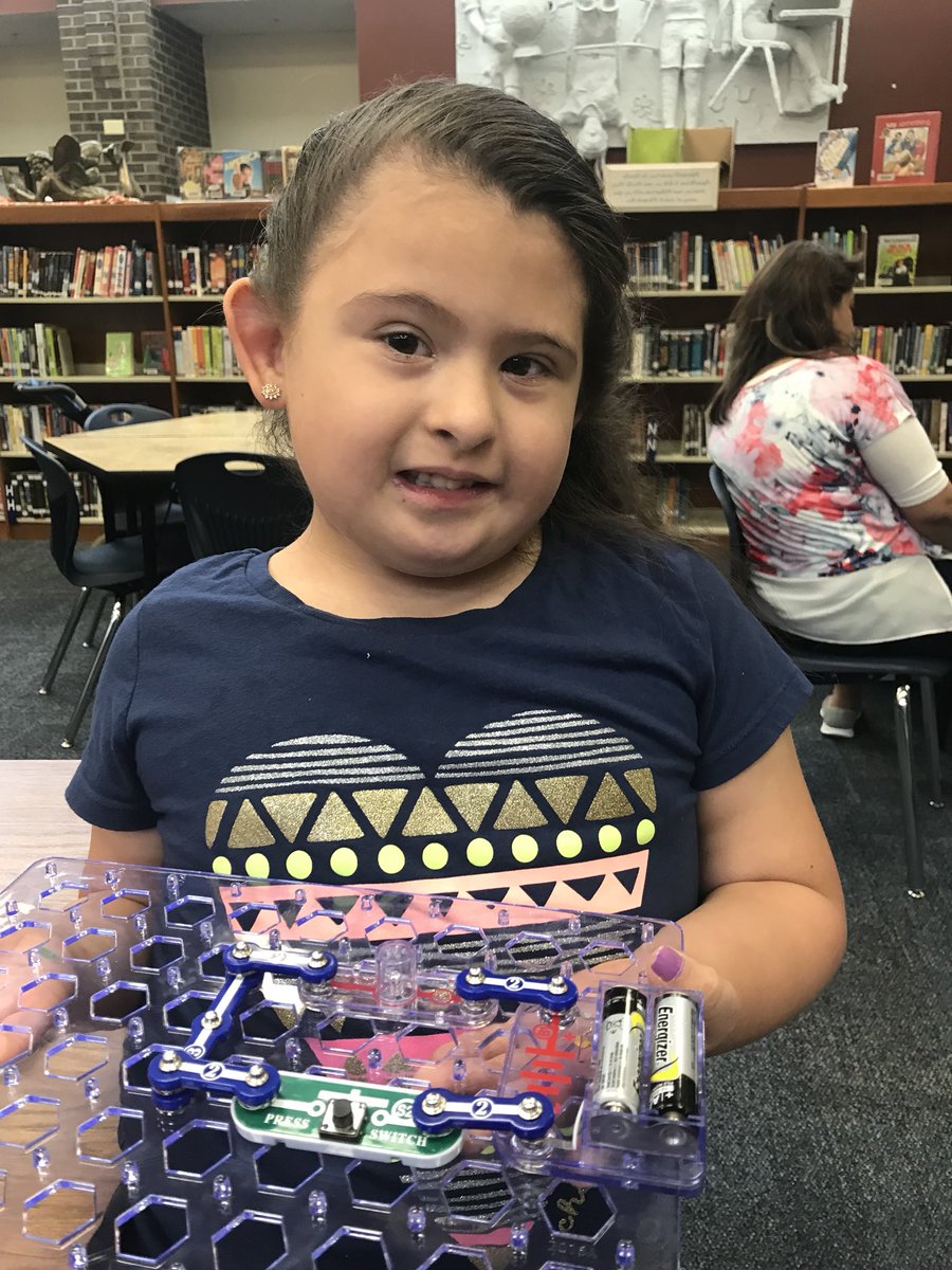 CampiHusnick's tweet photo. Exploring Snap Circuits with @ID_withMissG . Look at those smiles! They were so proud of themselves!!!! #Innovate54 #BeStevenson #BetterTogether https://t.co/bNETpz8Wtb