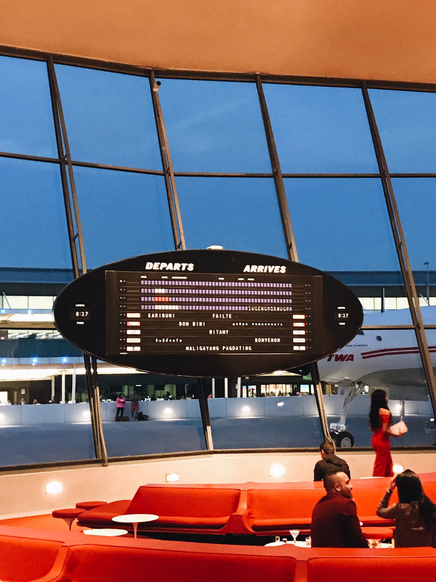 arnoldbyun's tweet photo. Welcome back, TWA. Back better than ever reborn as a hotel with help from friends @jeangeorges, @GerberGroup, &amp; @Intelligentsia. Can’t believe this was designed in the 60s. Easily a timeless classic. https://t.co/cxmWT5AIg9