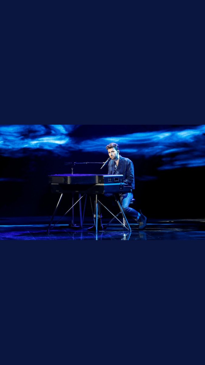 AndresM11's tweet photo. Tres minutos sublimes y de perfección😍😍😍😍😍😭😭😭 Arcade es un temazo!😍😍😍 DUNCAN LAURENCE NEEDS TO WIN EUROVISION😁😁😁😁😁😁😁😁 #Amsterdam2020 #TeamArcade https://t.co/s9iBrFMhbV