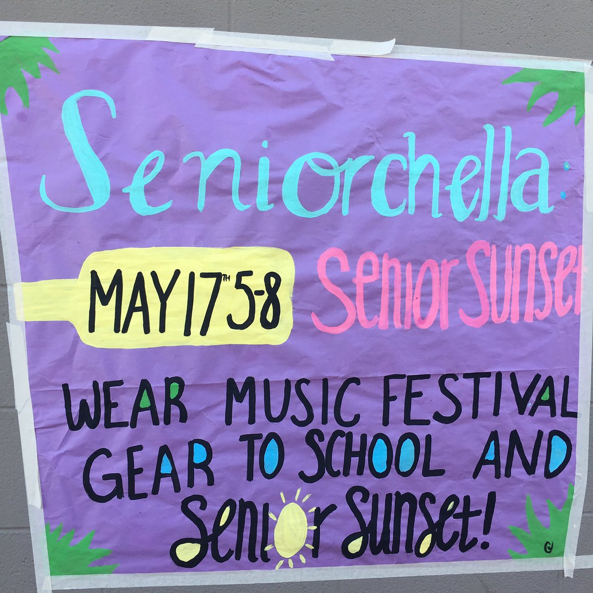 slhs_2019's tweet photo. TOMORROW 🌴🌺 https://t.co/Wgh8ShL5F1