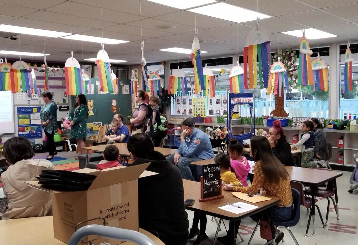 LauraPradoDuran's tweet image. We had an excellent kindergarten orientation today at @HarrisElementa1 Great information for our new parents 💜#Kindergarten #dualimmersionprogram #ournewbabies 💜 #teamBCSD #Teamharris @AnneLHHawk @karentkteach @LilaPerezMar