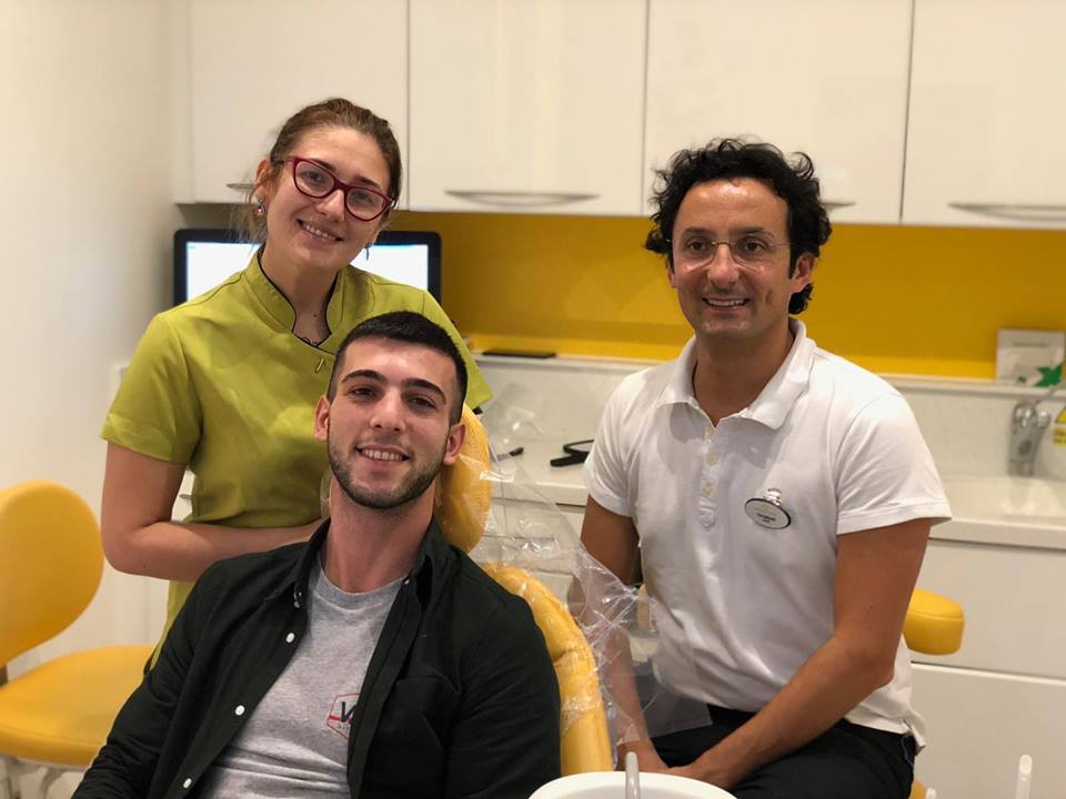 CBCDental's tweet photo. Even with the best brushing routine at home it is impossible to stop the gradual build-up of plaque on your teeth- which continues daily. Without the regular removal of this tartar layer you are at a higher risk of developing gum disease. https://t.co/mcIPM5VEAU