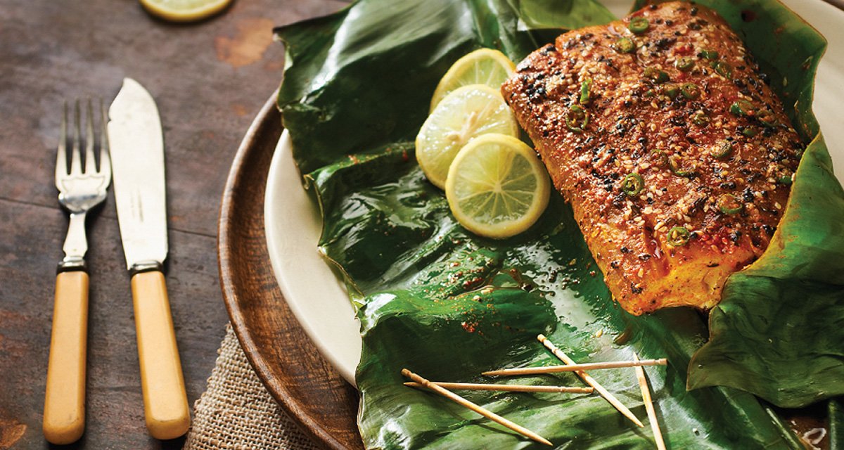 When you can't make it to Kolkata, we bring Kolkata to you with its famous grilled fish recipe. Hit fhmindia.com for more. 
#fhm #fhmindia #girlledfish #kolkatastyle #coastalrecipes #howtocook