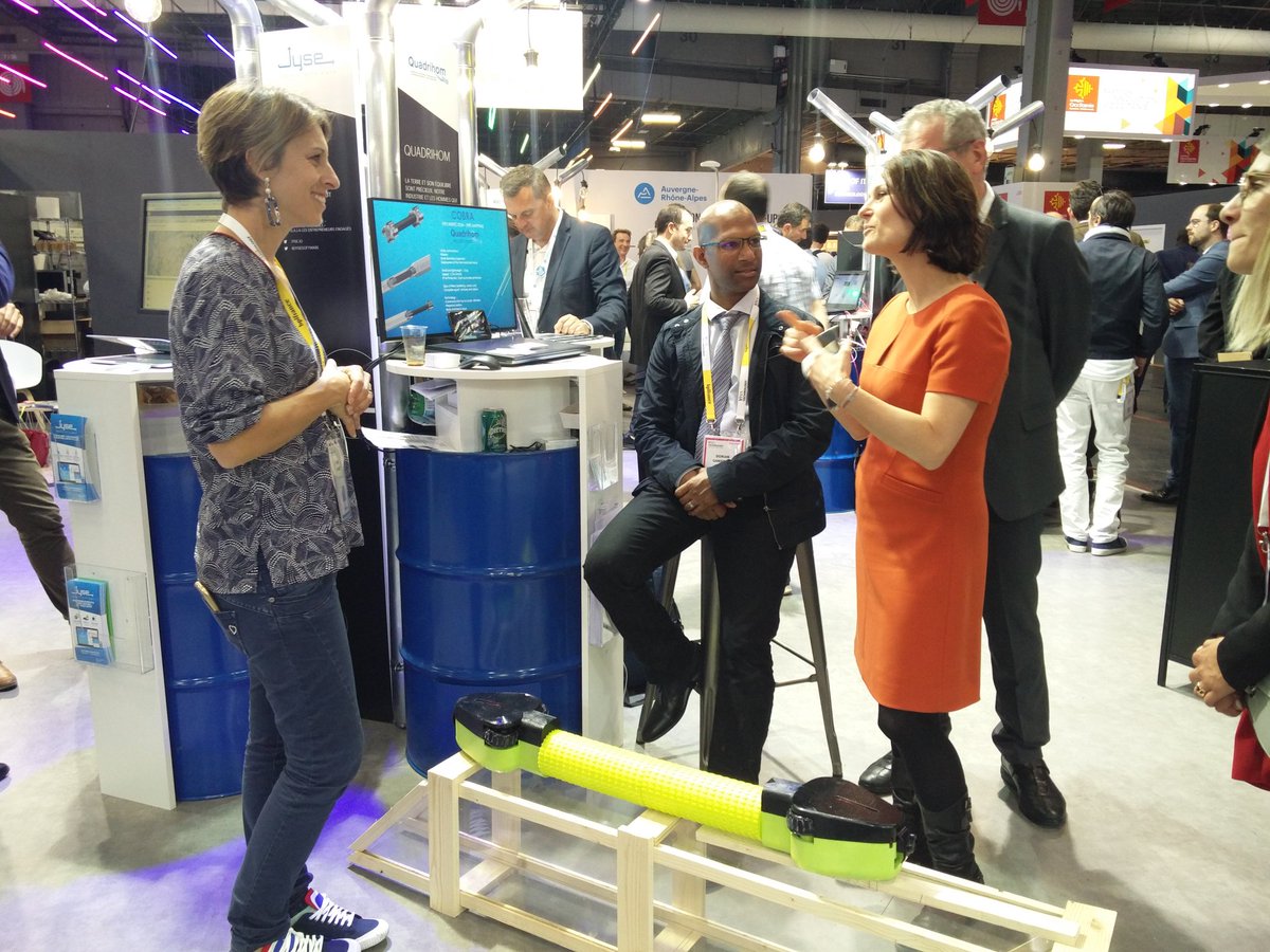 CoboteamRA's tweet image. #Vivatech : Second jour sur le stand @auvergnerhalpes après la journée d&apos;ouverture avec @juliette_jarry 
#techRegion
