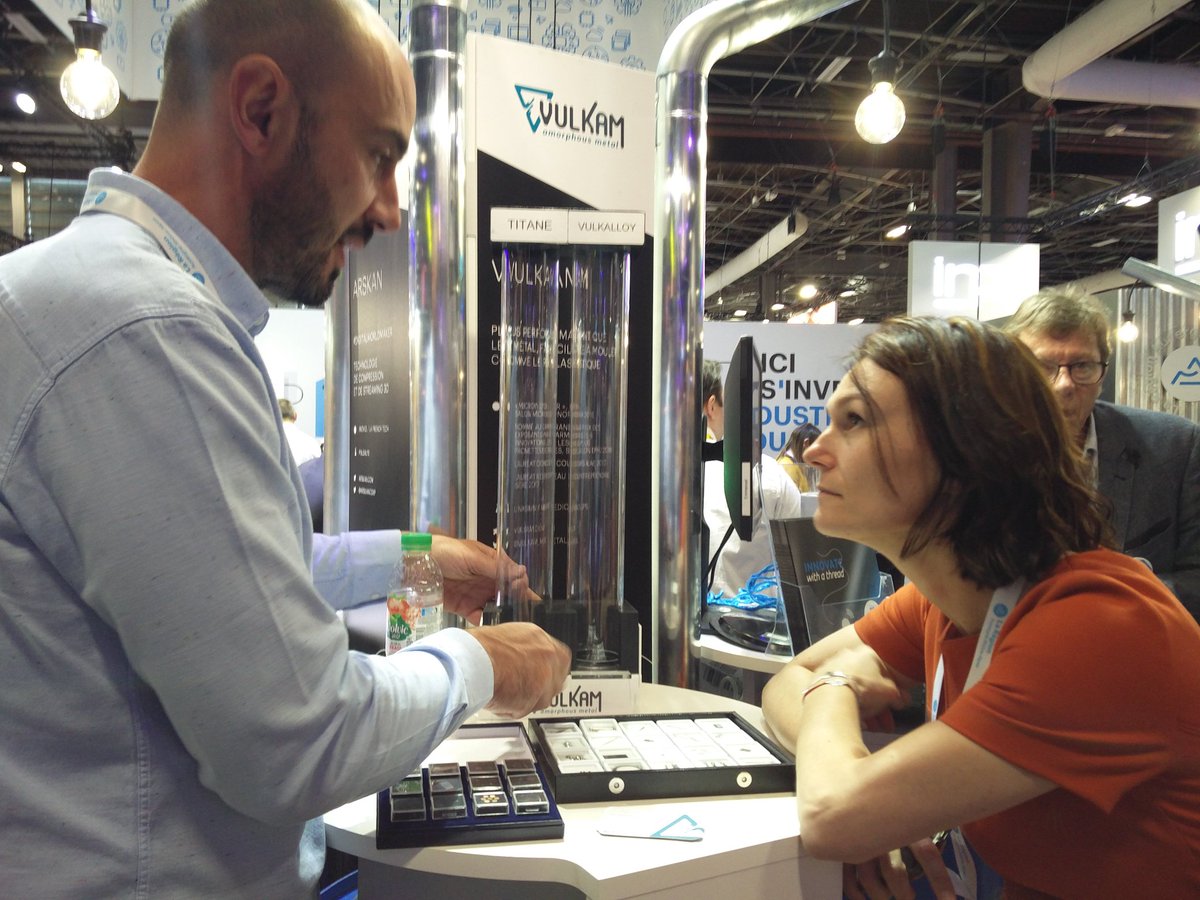 CoboteamRA's tweet image. #Vivatech : Second jour sur le stand @auvergnerhalpes après la journée d&apos;ouverture avec @juliette_jarry 
#techRegion