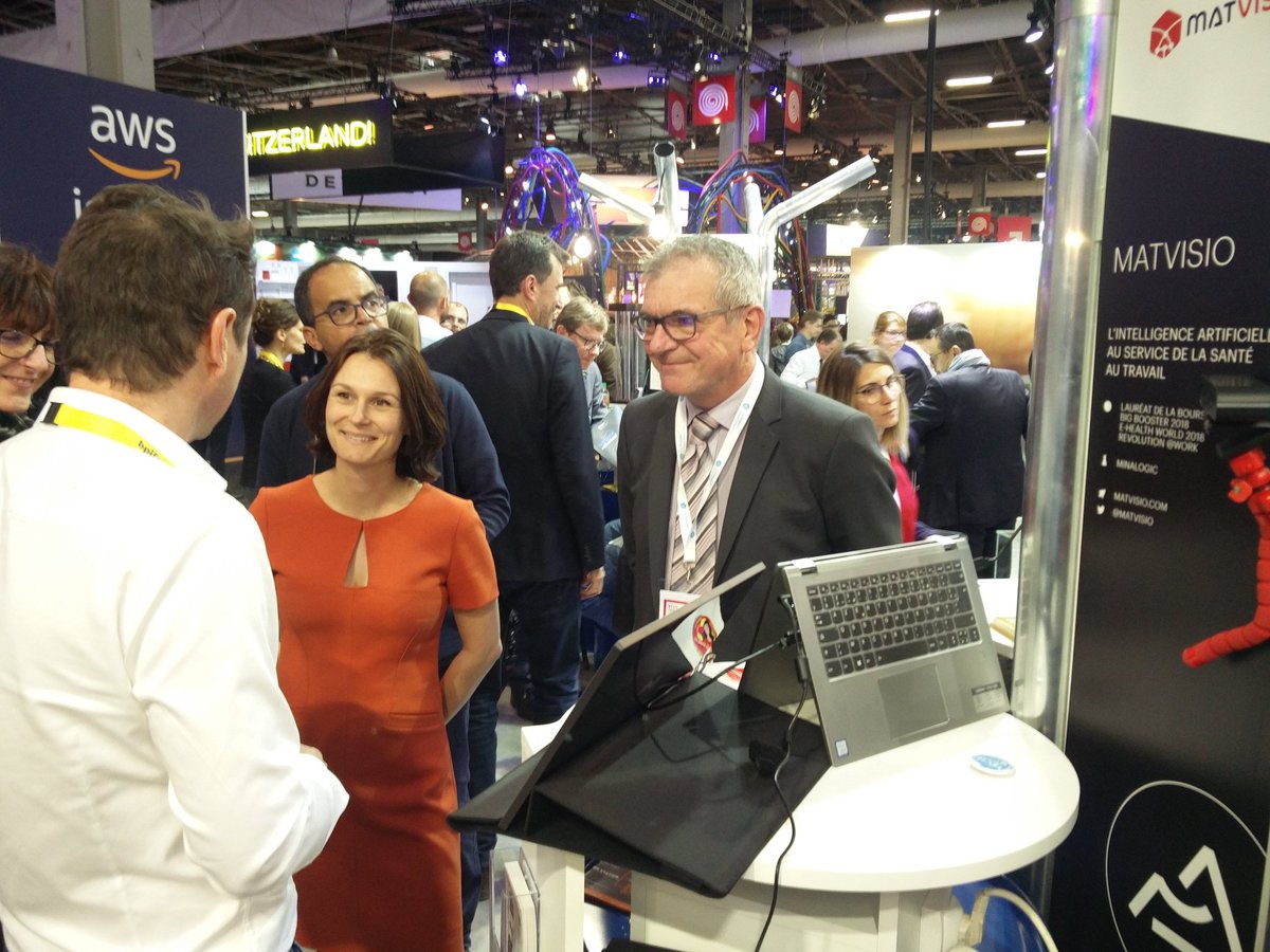 CoboteamRA's tweet image. #Vivatech : Second jour sur le stand @auvergnerhalpes après la journée d&apos;ouverture avec @juliette_jarry 
#techRegion