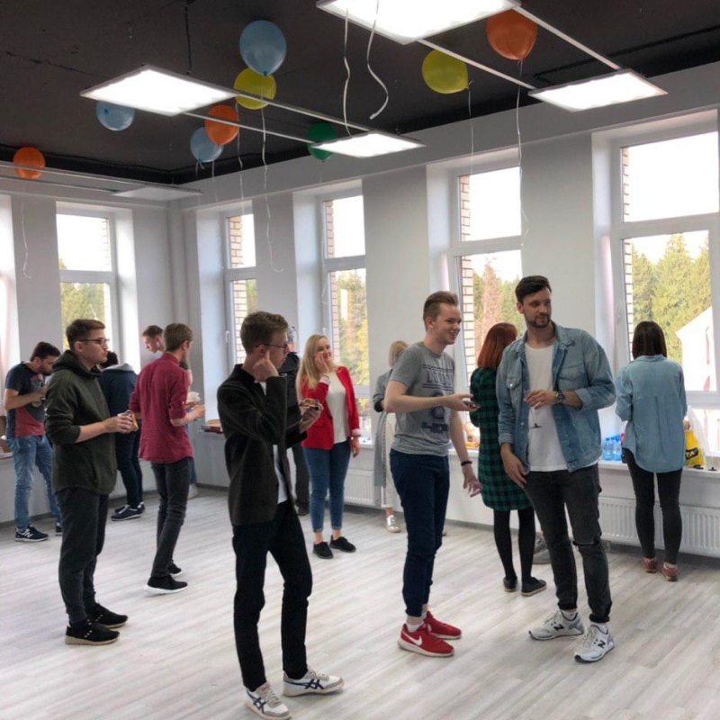 nutnet_ru's tweet image. В майские праздники, пока все активно жарили шашлыки, мы переезжали в новый офис. Подробности и фотографии тут: vk.cc/9oQRn7

#nutnet #натнэт