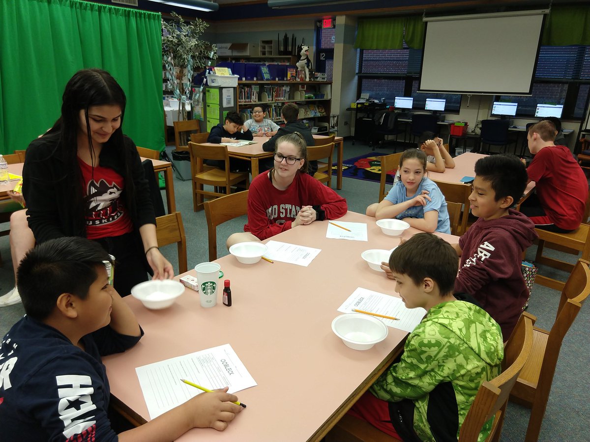 North Buddies discovering states of matter. Science rocks when led by your eighth grade buddy! <a href="/BernotasVikings/">Bernotas Vikings</a> <a href="/starhuskies/">North School</a> #collaboration #handsonlearning
