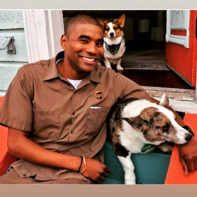 iwona60638's tweet photo. If this doesn’t completely make your Friday, we don’t know what will... Meet New Orleans Package Car Driver jhardesty & #PupsofJay. Every Friday he posts an adorable pic of the dogs on his route. He says: “The dogs definitely make the job more fun!” 🐶🐕 https://t.co/lwGmEbahfw https://t.co/0zcSrJTfqB