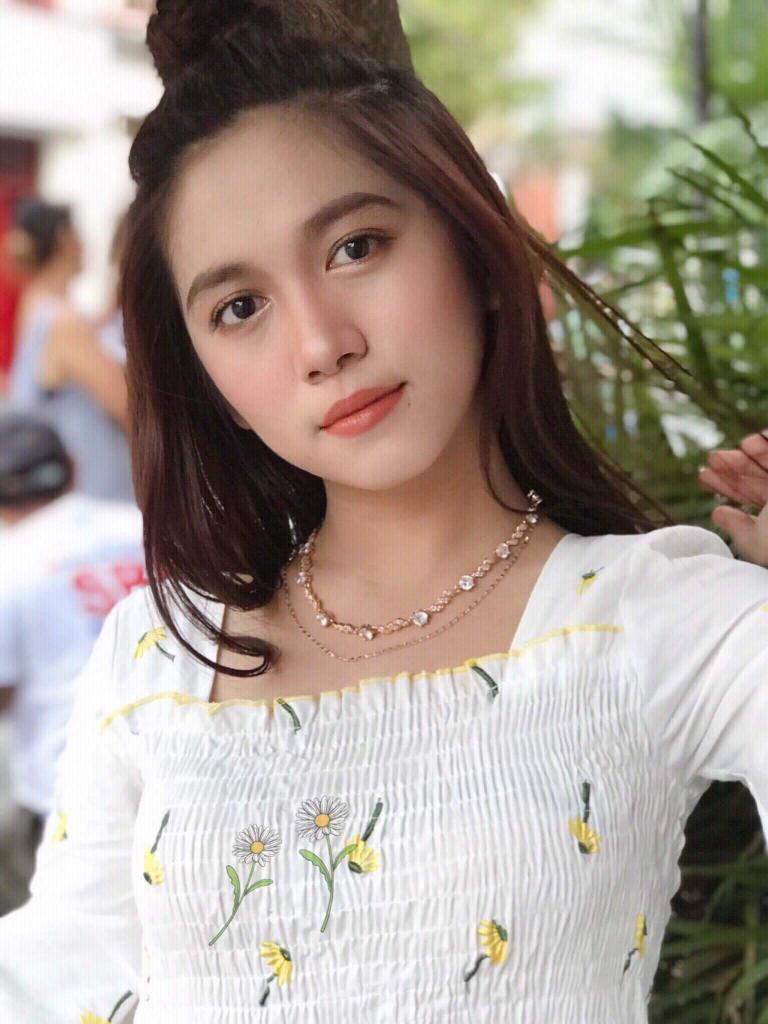 DaimondSniper's tweet photo. henloooo halluh hallo hellooo 
miss ko na kayo 🍃🌱🌼
@mnl48official 
©mnl48ShekiFb https://t.co/F5P6c2DKCw