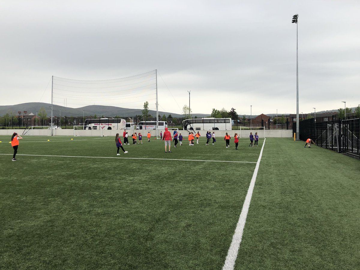 nculbert1's tweet photo. Rain won’t stop play here @TAMHI2011 @PwC_NI #TakeOverTheCity #LeadingNI #PoweredByPeople #PwCOFOD https://t.co/Efa9ZaVER0
