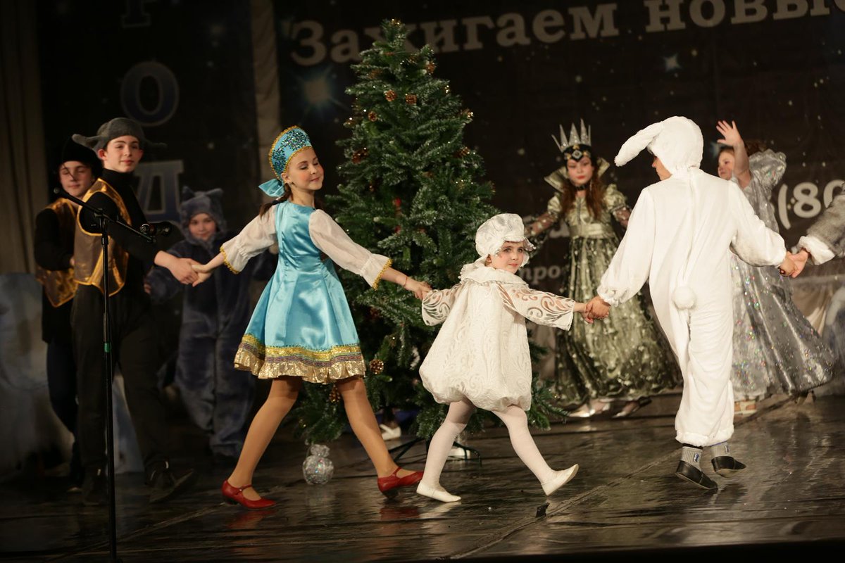 PriazStepi's tweet image. priazovka.ru/obshestvo/sego…  
Сегодня в ДШИ ст. Должанской Ейского района - выступление юных театралов