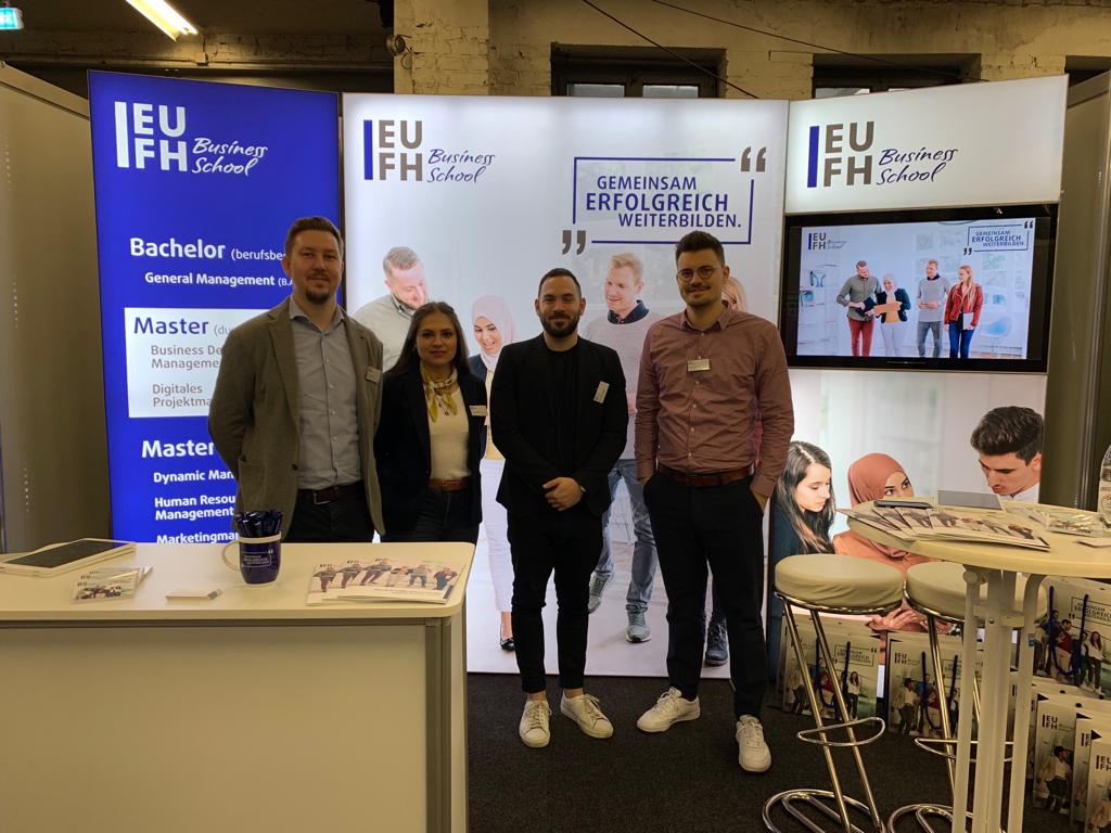 EUFH_BS's tweet photo. Los geht's auf der #MasterMesse Düsseldorf! Wir freuen uns auf euch im Boui Boui Bilk, Stand 41, und stehen bei Fragen gerne Rede und Antwort. Bis gleich! @MASTERANDMORE #Studium #Master https://t.co/aCIJcUA8zC