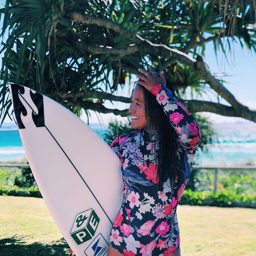 bbwomensJP's tweet photo. New wetsuit カラフルなフラワーモチーフがキュート！！
＠nagisatashiro https://t.co/YGECmqWOBc