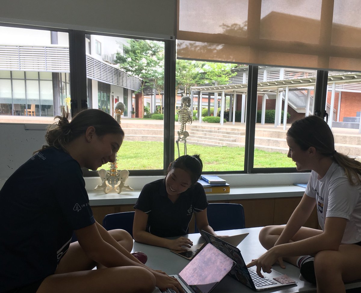 MCM_Sport's tweet photo. Great initiative started today in Activities to write a Touch playbook #thinkingplayers #collaboration https://t.co/sv37jPOJgn