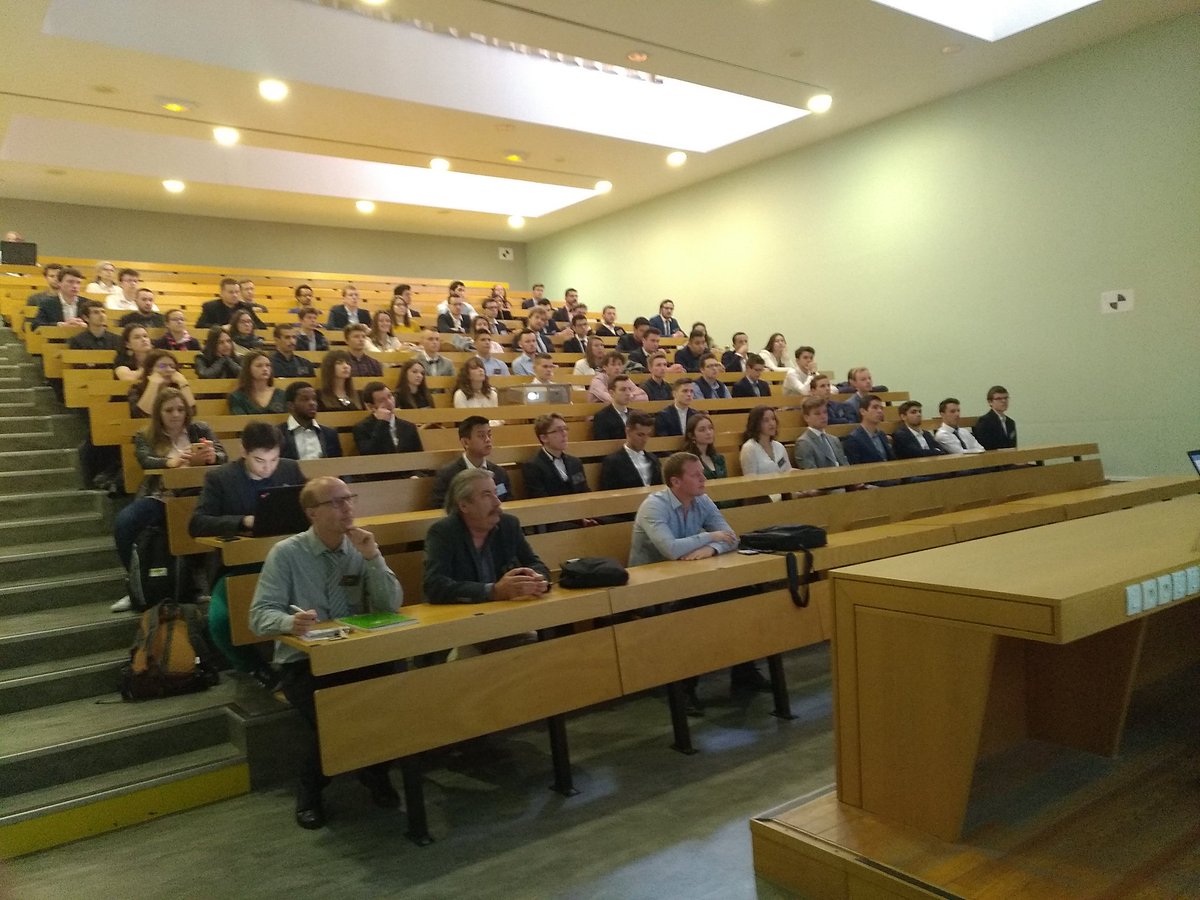esgtcnam's tweet photo. Le cercle geo c'est parti !
Premières conférences à l'@esgtcnam. #uiesgt @DG_CSNGT @LeCnam @OGE_geometres https://t.co/v8cjTjuvPF