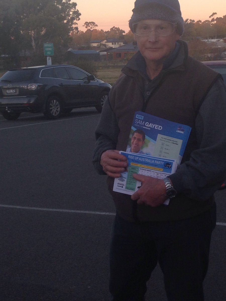 .⁦@LiberalAus⁩ also handing out for RiseUpAustralia at #Bendigo Abundant Life Church Golden Square...whats with that? ⁦@ScottMorrisonMP⁩ #auspol #AusVotes2019