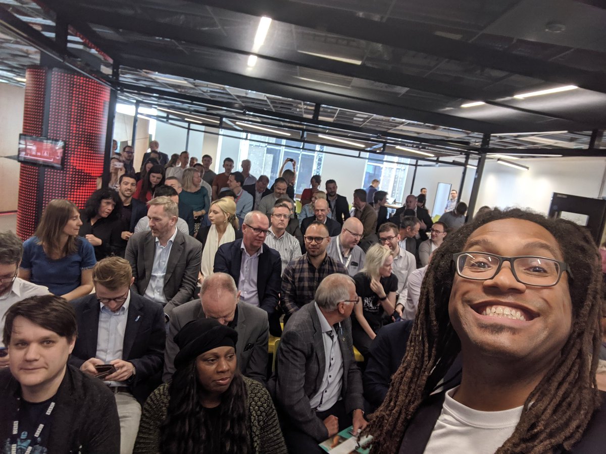 ukmarketinghelp's tweet photo. Great day hosting #DigiCatapultLaunch at @TheLandingMCUK at @MediaCityUK. Massive thanks to the GM mayor @AndyBurnhamGM for launching the @DigiCatapult #AR #VR #immersive space and the team over there @chrisstephensio @HollyLindon @billington_paul @darren1_obrien @dansodergren :) https://t.co/T6fdthzfsZ