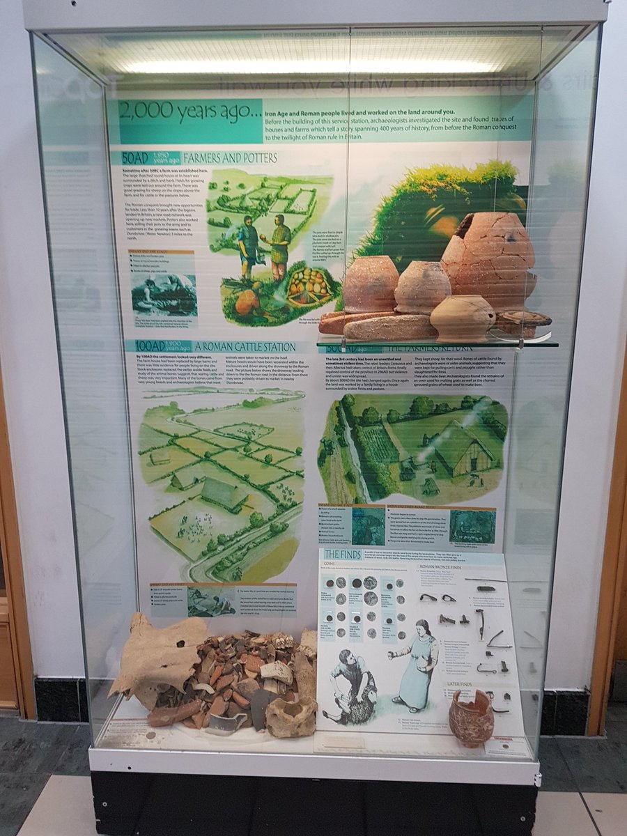 JohnOrnaO's tweet photo. So it's a pretty old fashioned display, but still nice to stop at a service station near Peterborough and see this. https://t.co/UNoUZlBEpv