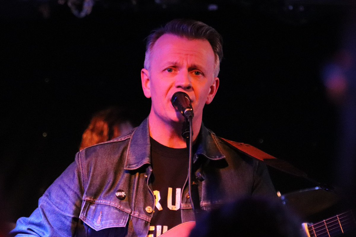 iamtjwalker's tweet photo. Great night at @jamiefreeman album launch at the @lewesconclub. #albumlaunch #amauk #americana #jamiefreeman #lewesconclub #livemusic https://t.co/oQOUTHLZrG