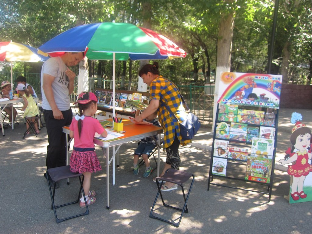 PriazStepi's tweet image. priazovka.ru/obshestvo/25-m… В Ейском парке Никольского будет работать библиотечная площадка