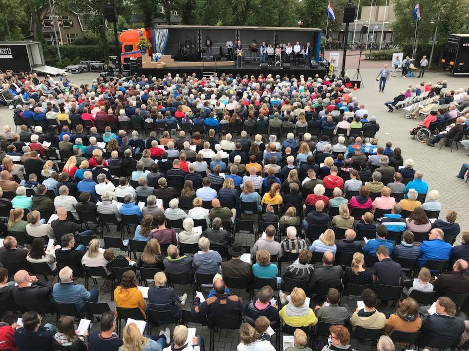 Een nieuwe blog van de voorgangers. Deze blog is geschreven door Jaap van Middendorp van de Open Hof. #VoorthuizenViert #Veelkleurigheid #10jaar #openluchtdienst
 openluchtdienstvoorthuizen.nl/2019/05/14/voo…