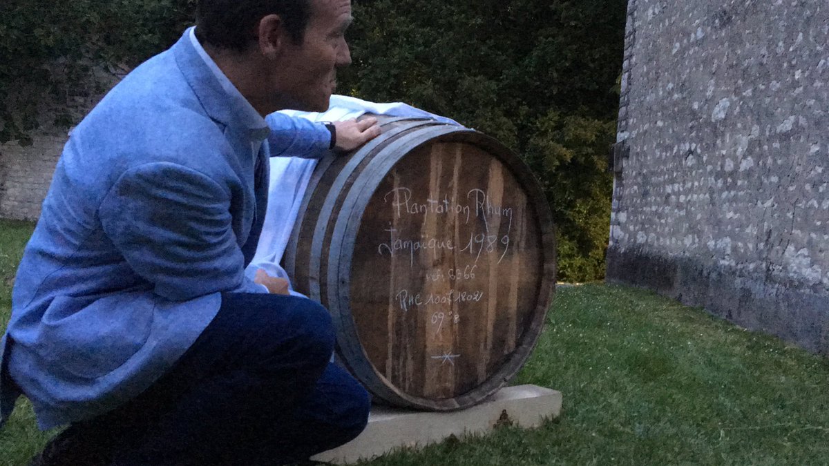 CaveArhum's tweet photo. Superbe soirée en région cognac @PierreFerrandPF https://t.co/uS3N6Dmy6e