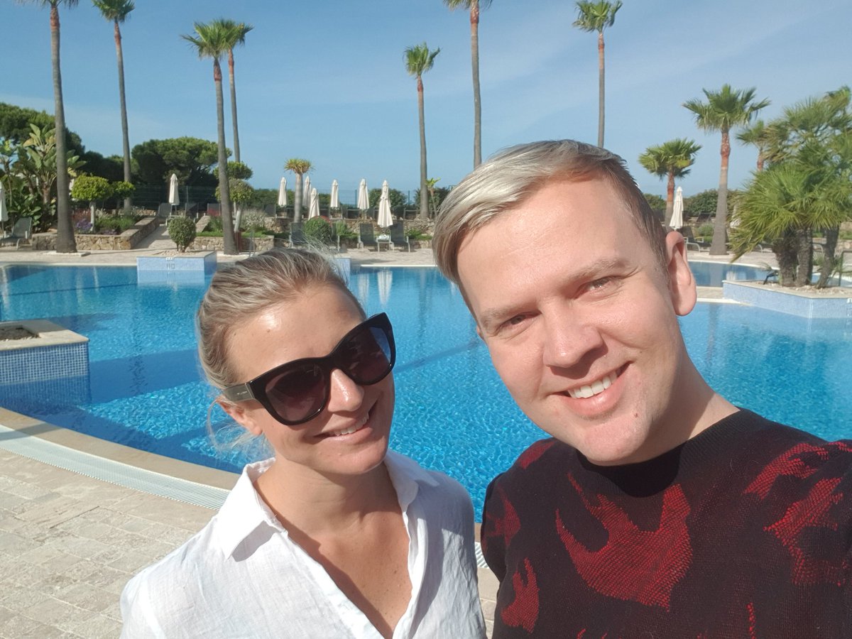 Feeling energised and ready for a successful #AdvConf19 with @HayleySmith_IHG and the @AdvantageHQ team! #Cadiz #Networkinginstyle #Conferencinginthesun