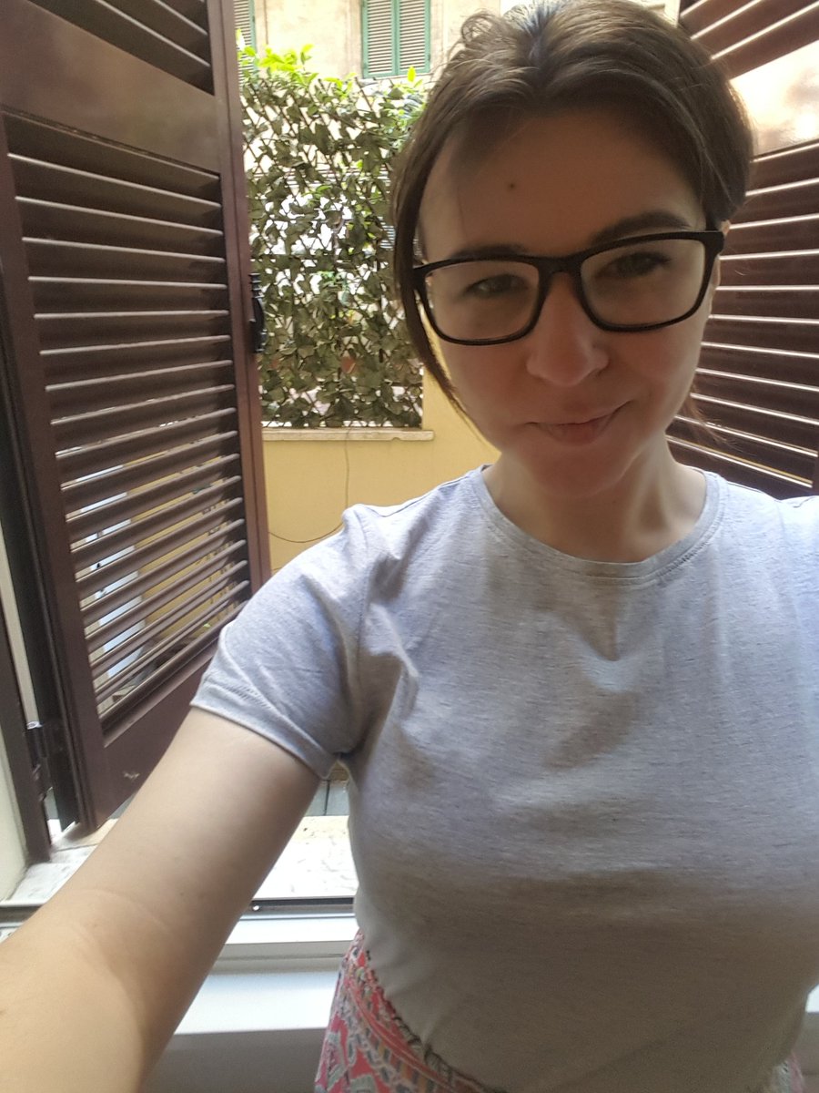 SWVickyMK's tweet image. When you still can't believe you can fit in a size 10 tee...just!! 

Love that it is from @scope too!

 #italy #rome #health #WomensHealth #SlimmingWorld #slimmingworlduk #charity