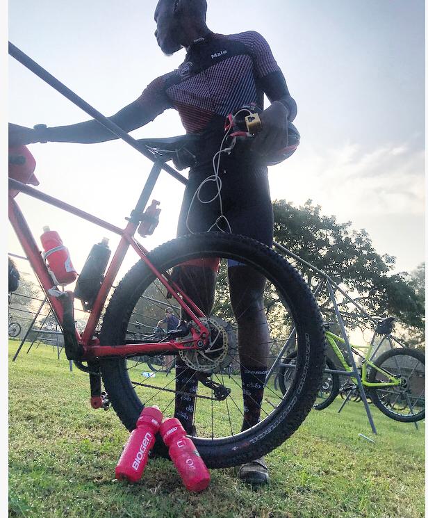 ProudBeginners's tweet photo. As @MzieTheCyclist enter Day 3 #KAPsani2c we wish him all best heading towards Scottburgh, finishing like a #MTBLegend.  @ProudBeginners #MTB #morethanride #rideofyourlife #cyclinglife @ncaf_sa @biogensa #mountainbiking #mtblife #Lifebehindbars @_sani2c @tourismkzn_Official #Ahaa https://t.co/cL0MGiaftx