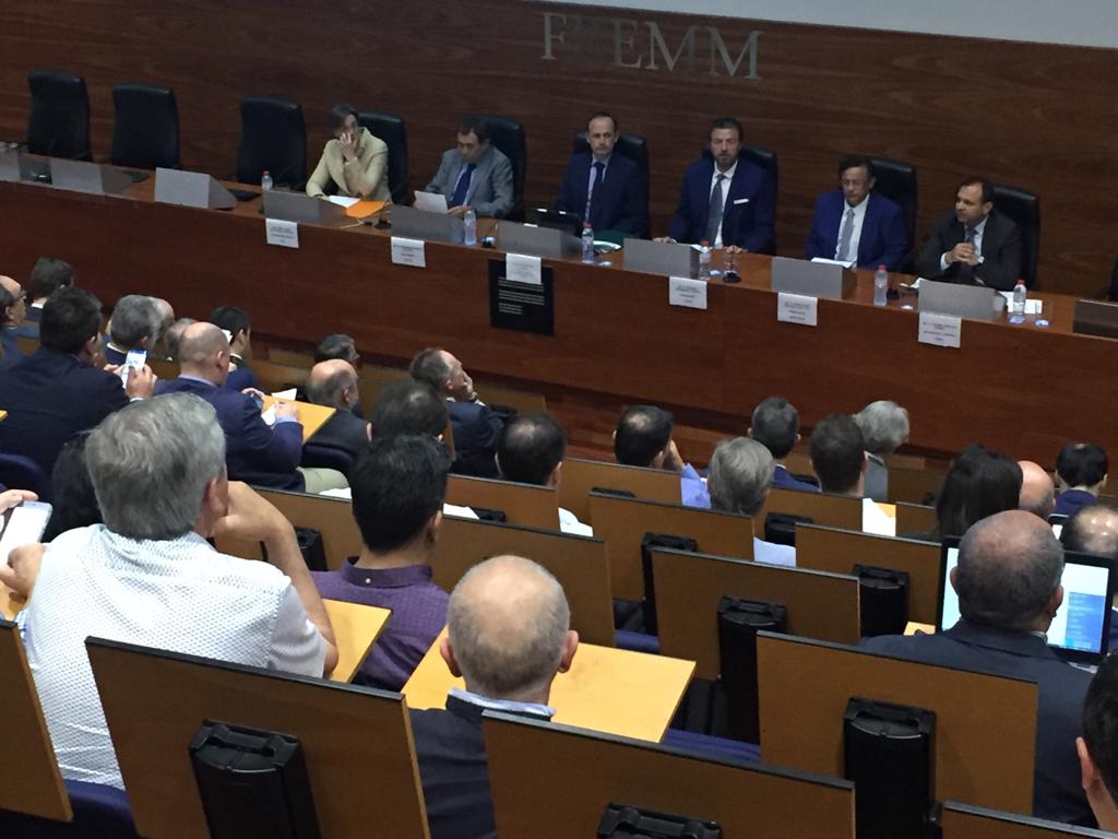 fremm_es's tweet photo. Con alrededor de 700 empresas de telecomunicaciones siguiendo el Congreso Nacional de Telecomunicaciones #Telcom19, los presidentes de @fremm_es y @aretelmur destacan el asociacionismo como clave para avanzar en formación, lucha contra la economía sumergida y prevención. https://t.co/DaVPV3iQMZ