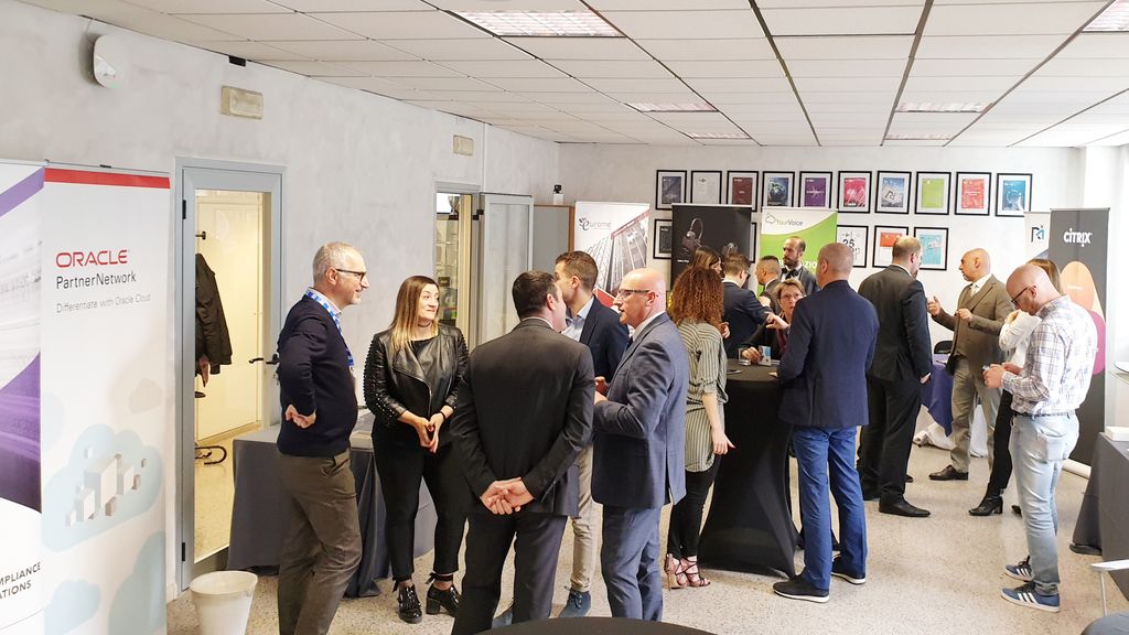 YourVoiceSpA's tweet photo. Oggi ci trovate agli #R1OpenDays l'appuntamento con le tecnologie del momento organizzato da @R1Group!
@Citrix_Italia @JabraItalia @OracleItalia @CheckPointItaly @Cynet360 @DienneaMagNews
#Technology #madeinitaly #digitaltransformation #customerexperience https://t.co/FOiOl129MX