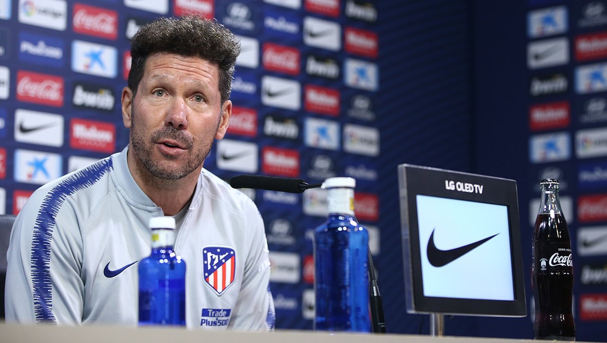 🎙 <a href="/Simeone/">Diego Pablo Simeone</a>: "We had Torres, Forlán, Agüero, Falcao, Mandzukic, Griezmann… and we always competed in the same way, because this club's structure and strength isn't like it used to be. In the last 10 years, we've seen that the club is more important than any one of us."