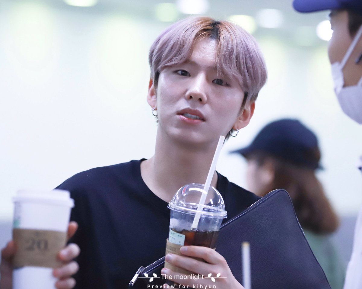 [pre] 190517 김포 출국
잘 다녀와요💕
#몬스타엑스 #기현 #Kiyhun
#MONSTAX <a href="/OfficialMonstaX/">몬스타엑스_MONSTA X</a>