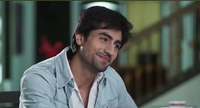 aliyamemon97's tweet photo. Happiest birthday  #harshadchopda
Wish you all happiness success n love in the world.... 
May Allah always bless you  ❤😘😘😘
#HBDHarshadChopda
@ChopdaHarshad 
 #HarshadChopda #Aditya #bepannah #Bepannaah #bepannaah #tereliye #Khaani https://t.co/rsHzevzkME