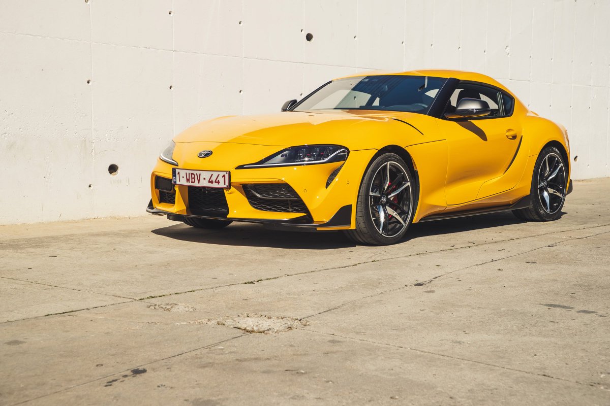 evo magazine tweet media