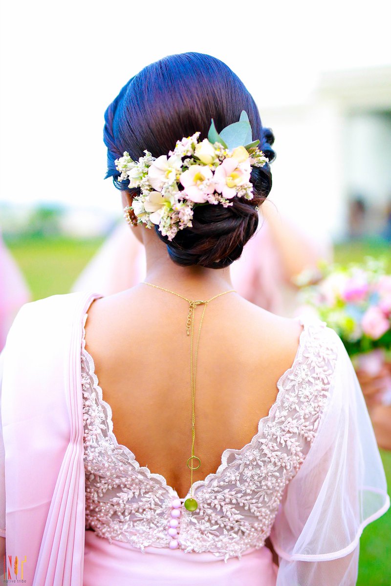 house_indi's tweet photo. Bridal Designer Sri Lanka @house_indi - #bridalfashionweek #srilanka #lakmefashionweek
https://t.co/zeDtzGSp4Y https://t.co/slxYbEx9Is