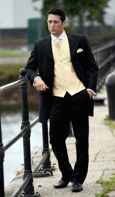 AttireMenswear's tweet photo. From #classic and #slimline #tailcoats to #slimfitting #designer #suits and everything in between, our staff have a vast knowledge of the #formalhire industry and will help you with every aspect of choosing the right #outfit for your #wedding or function.
https://t.co/jwGSyieksG https://t.co/dkPFzUxmaO