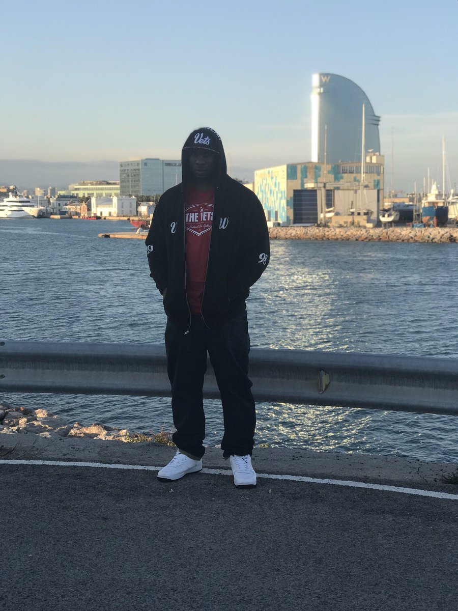 E'Flash (N.B.S.) tweet media