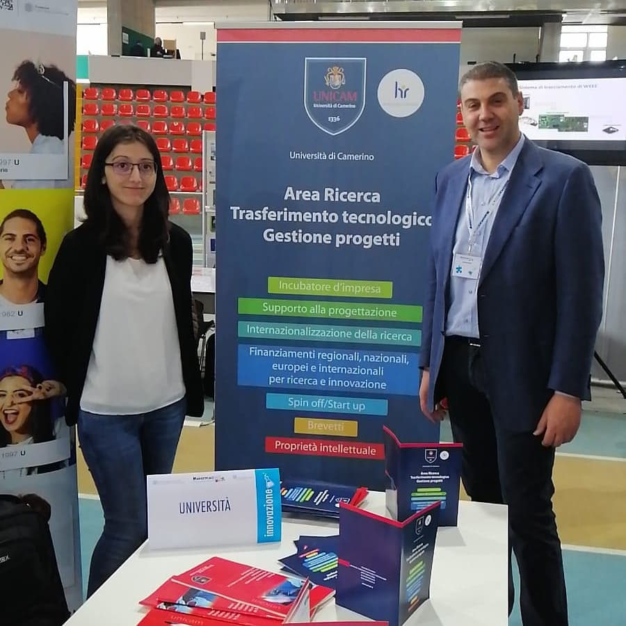 UniCamerino's tweet photo. Oggi #Unicam ad #Ancona per la sesta edizione del #MarketplaceDay organizzato da @ConfMarche per favorire l'incontro tra #studenti e #laureati con le #aziende della Regione Marche.
#universitàdicamerino #camerino #università https://t.co/fzM7EtQAO2