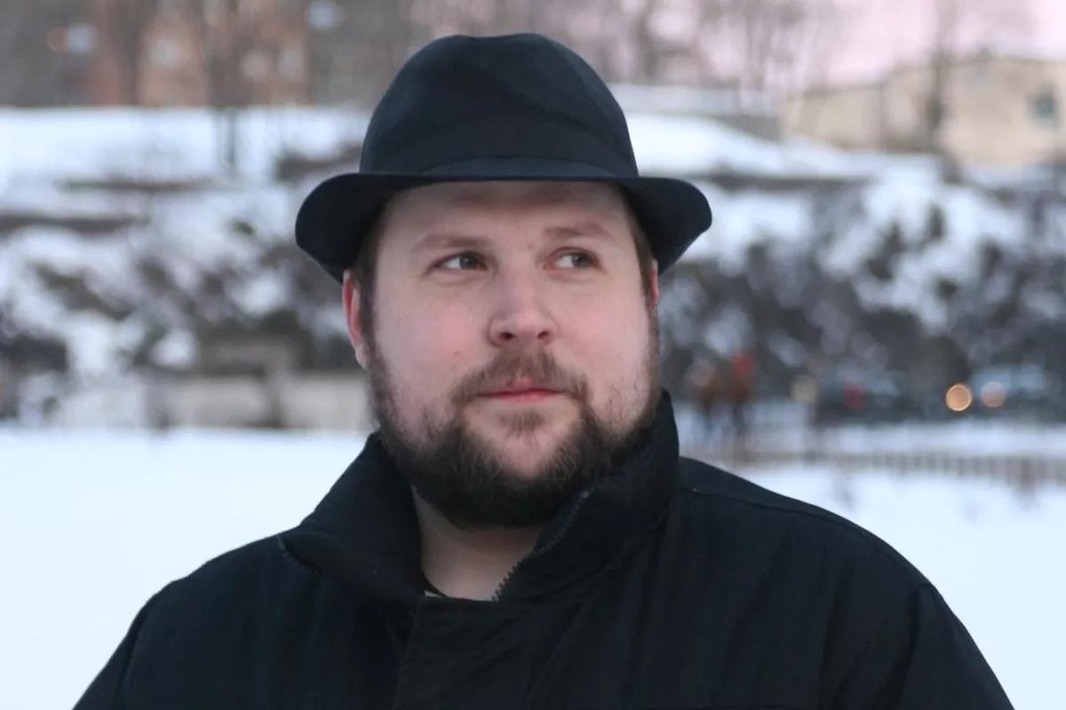 ayylmaotv's tweet image. who made minecraft?

retweet for hatsune miku
like for notch