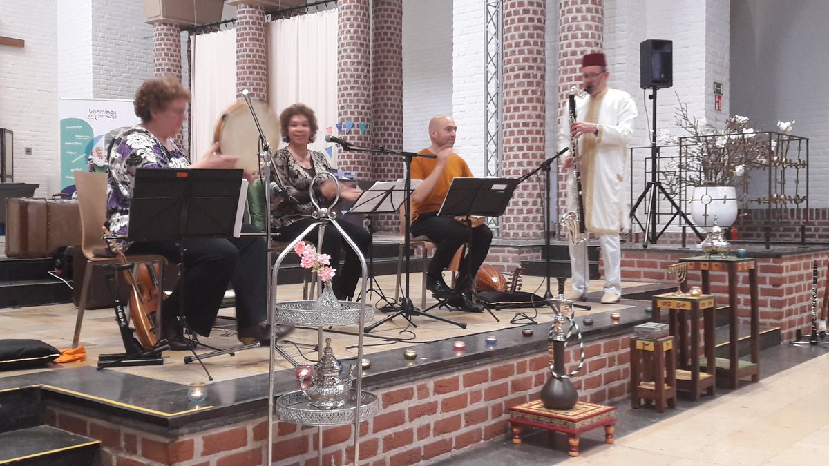 Samenleven wat een kunst! De sectordag is begonnen. Samen op verhaal komen met Alhambra.