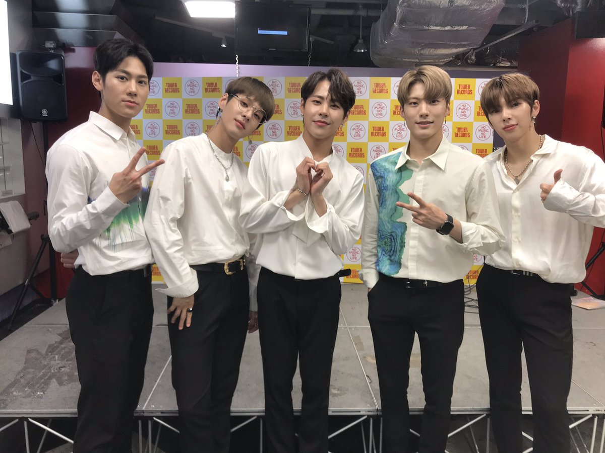 TOWER_Ikebukuro's tweet photo. 【#タワ池インストア】
#IMFACT 大盛況でイベント終了いたしました✨✨✨
ご参加いただいた皆さまありがとうございました!!!!
またのご参加お待ちしています!(花) https://t.co/PV2loFYBuu
