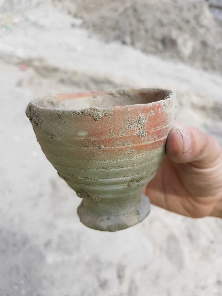 Fourth: a drinking cup. This cup is made of sandstone and was made in Siegburg, Germany. It dates back to the 15th century.
#MuseumWeek #ExploreMW