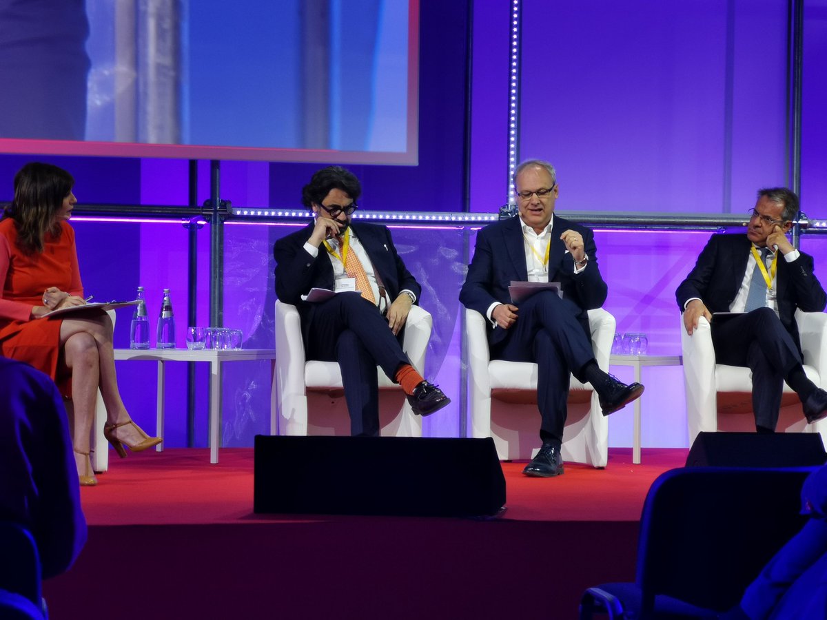 franzrusso's tweet photo. #Linkontro

Leo Wencel, market head @NestleItalia, "al centro di tutto c'è il consumatore, è su questo rapporto che si costruisce la #fiducia che è anche responsabilità per il futuro"

@NielsenItaly https://t.co/AMQZBdkZ1I