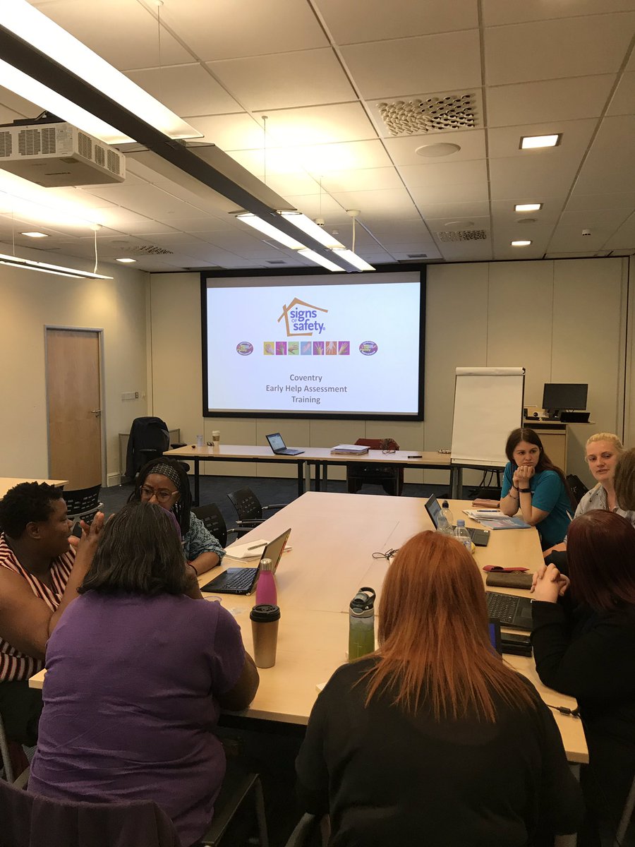 Really enjoyable Signs of Safety training workshop with Coventry Early Help colleagues this morning <a href="/LTPM2/">Lee Pardy-Mclaughlin - OBE</a> <a href="/SWACoventry/">Coventry Social Work Academy</a> <a href="/coventry_cc/">Coventry CC Signs of Safety team</a> @coventryDCS