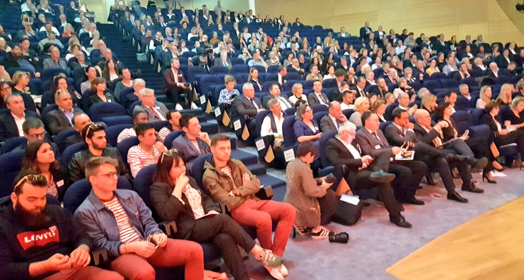 #TrophéesEcoNormande ..carton pein hier soir <a href="/insarouen/">INSA Rouen Normandie</a>! Félicitations à nos grands gagnants #afbsocialgreen <a href="/ConscienceRobot/">Conscience Robotics</a> #paulmarius #LaVeggisserie #LaGrenouilleRouge #SablésdAsnelles  et #ODMNormandie